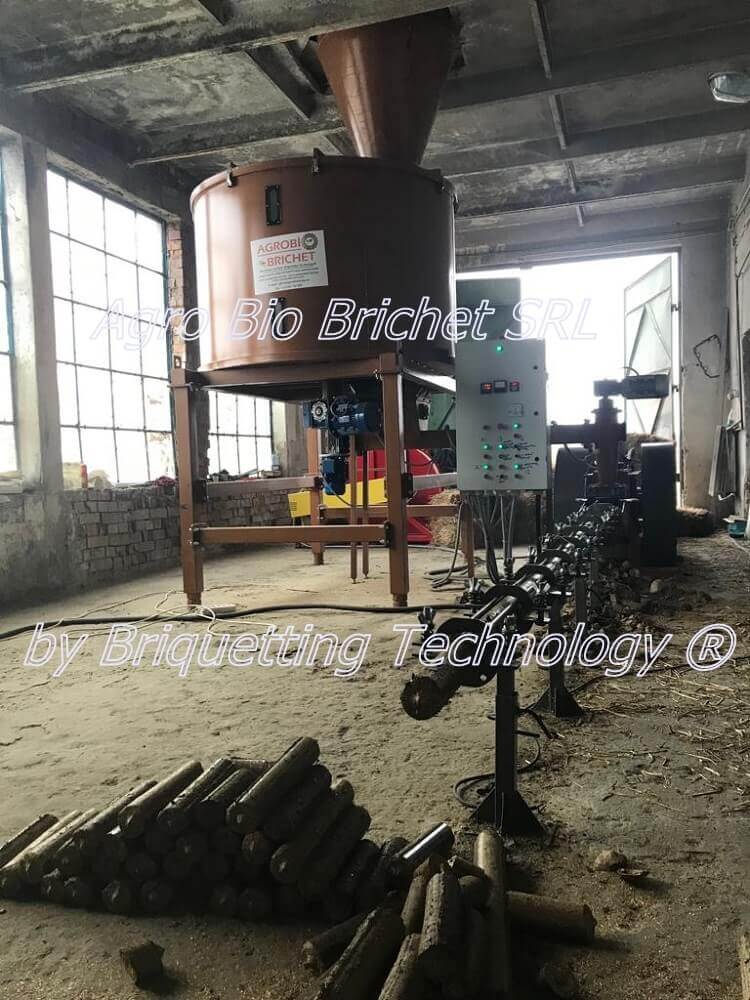 Straw briquetting line in Valea Bisericii, Motru, Gorj