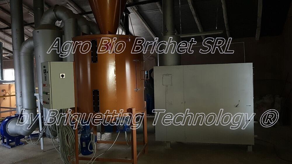 Straw briquette and pellet production line Tortoman
