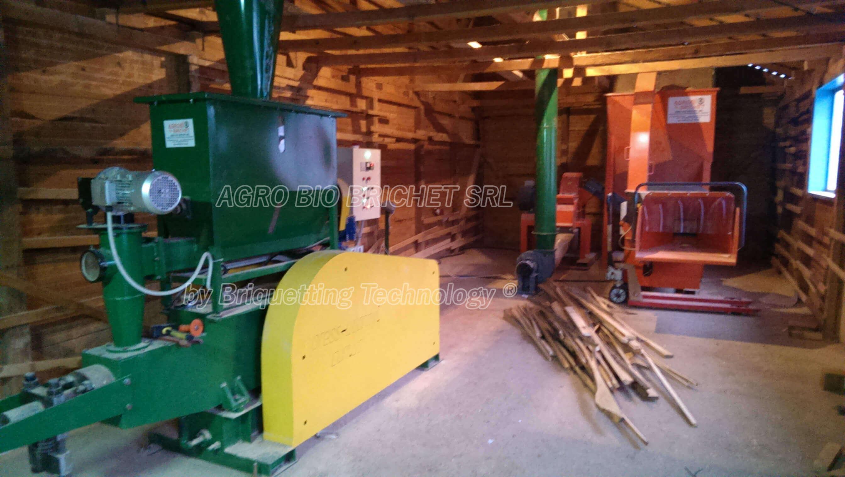 Briquetting Press Briquetting press for sawdust briquettes